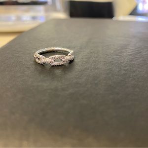 Stax Chain Link Ring in 18K White Gold with Pavé Diamonds size 6